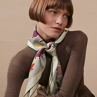 HERMES カレダブルフェイス90 キャラクテリスティック カレ ダブルフェイス90 《キャラクテリスティック》 - ブルー | Hermès